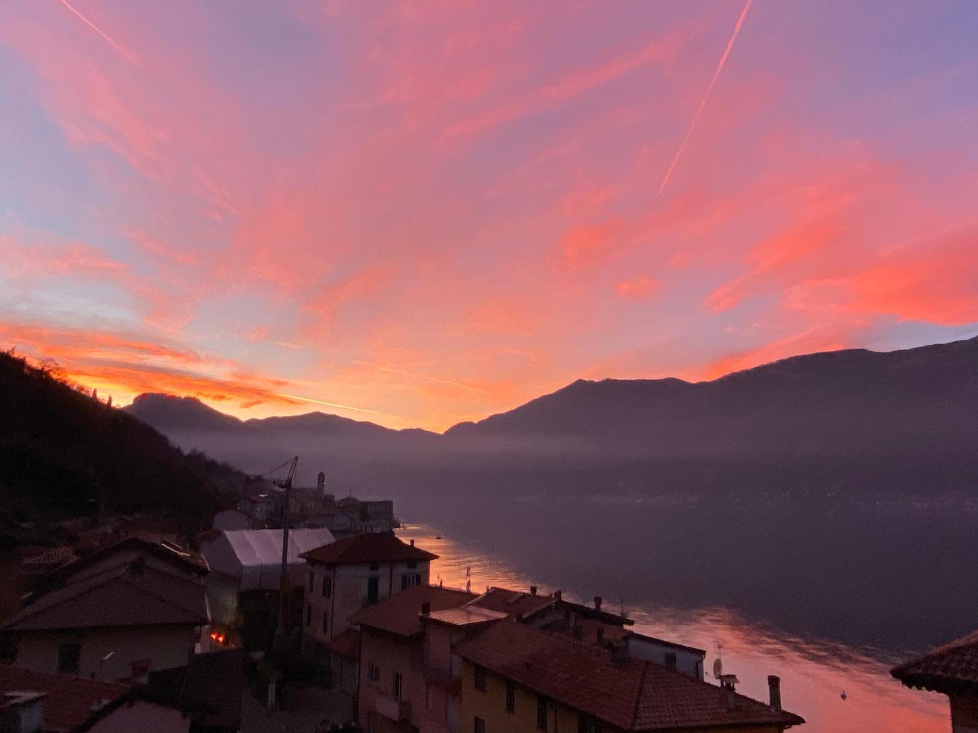 レッツェノTiziana Lake Como View Terracesアパートメント エクステリア 写真